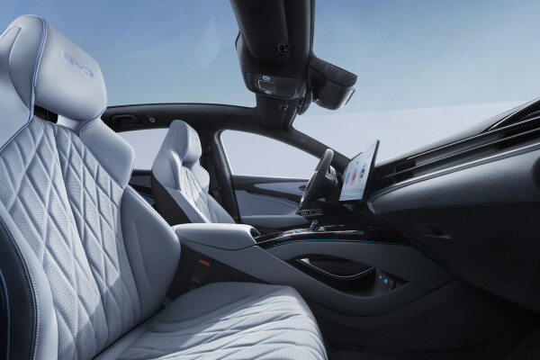 04、SEAL_LHD_Interior_Floating interior design_download_JPG 2500px.jpg